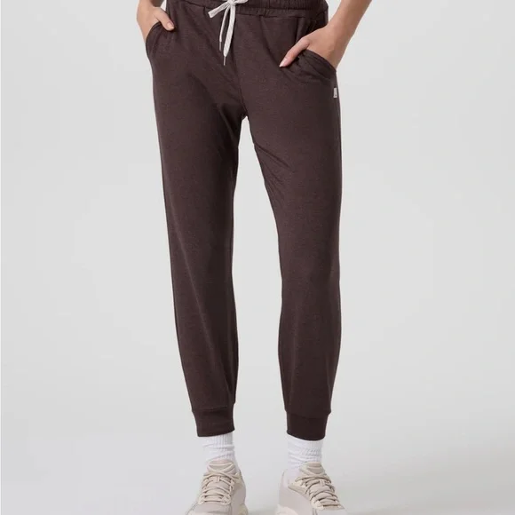 Vuori Performance Jogger SET - Picture 7 of 7